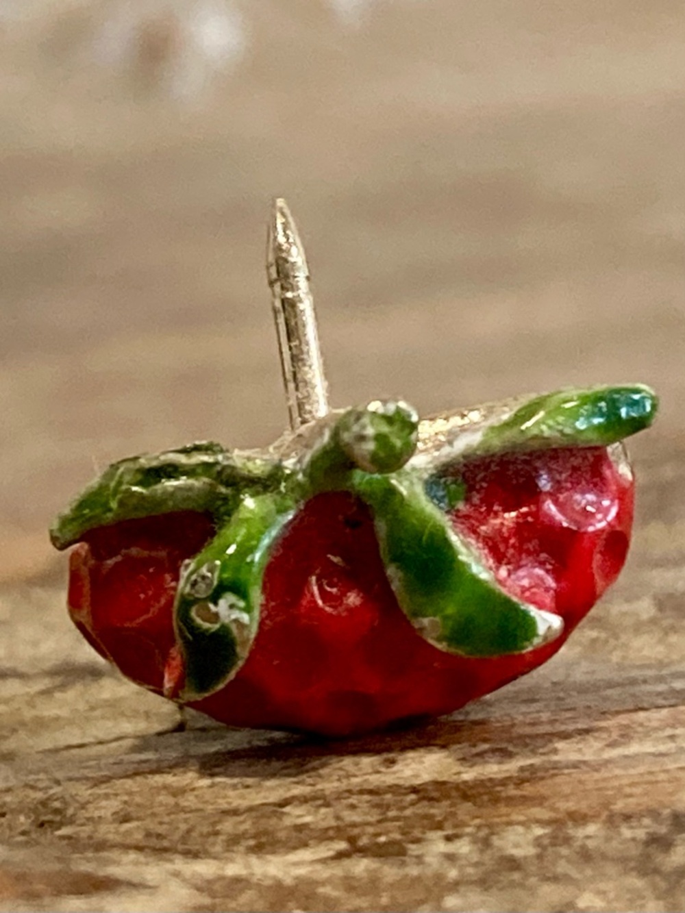 Vintage Ballou Small Red Strawberry Lapel Pin - Picture 10 of 16